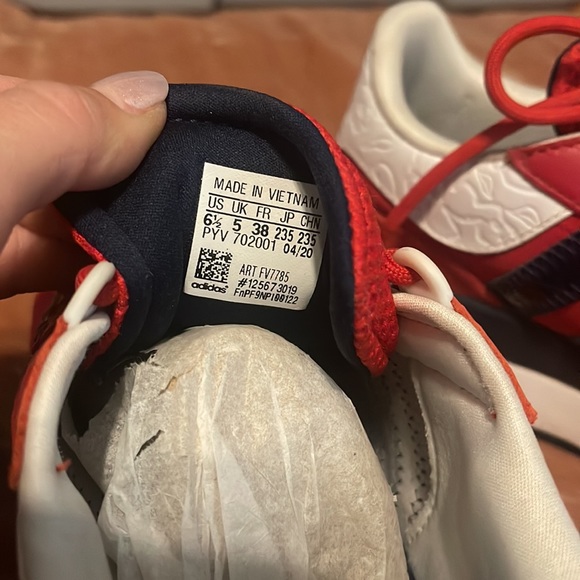 Red adidas sneakers!!! Like NEW - Picture 5 of 5